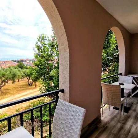 Pansion Belvedere Bed & Breakfast 3*