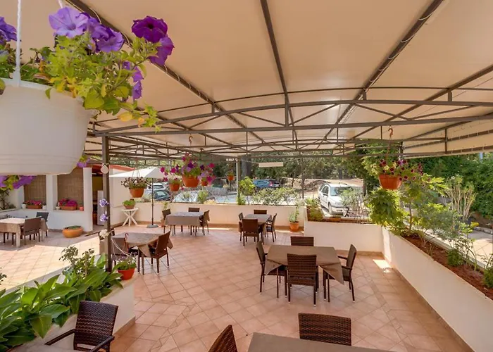 Pansion Belvedere Mali Losinj
