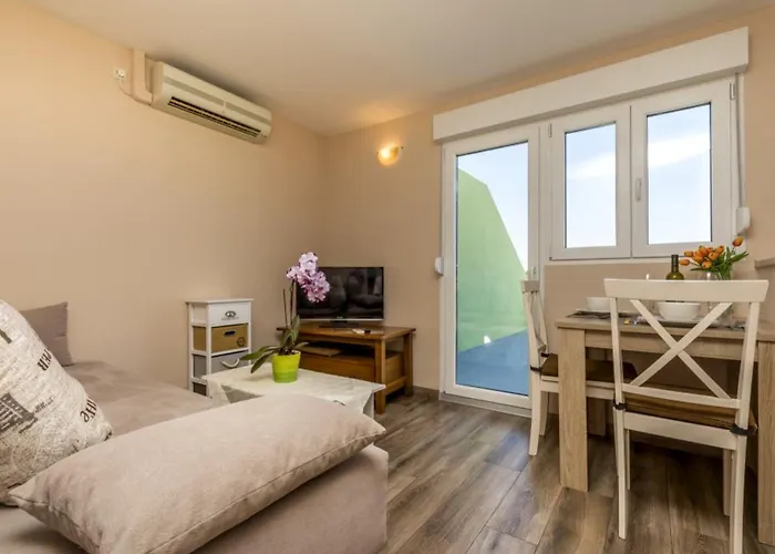 Pansion Belvedere Bed & Breakfast 4*